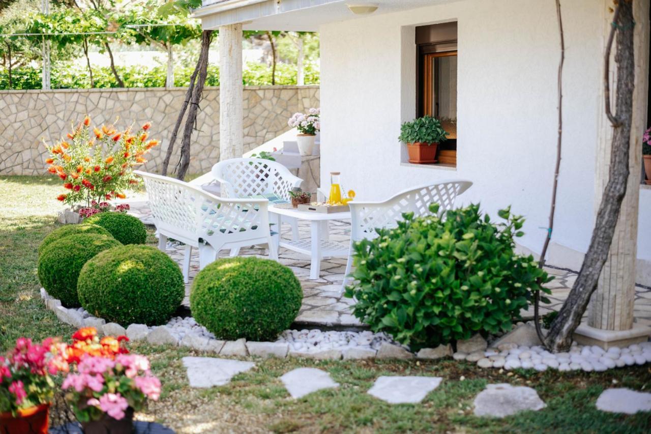 Markovic Village Apartments ウルツィニ エクステリア 写真